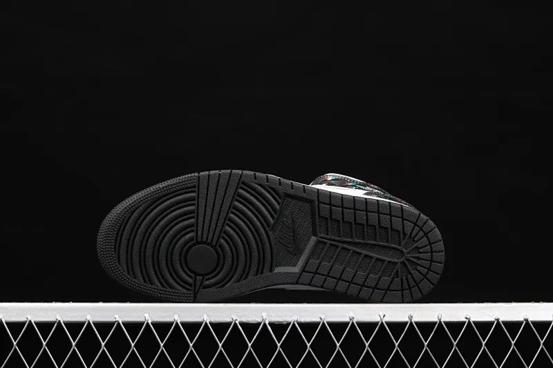 All categories Air Jordan Jordan series basketball shoes Air Jordan 1 Mid Air Jordan 1 Mid SE AJ1 Joe 1 naked eye 3D limited edition Chinese basketball shoes BQ6931-114
